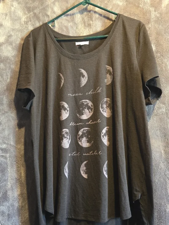Maurices Black Short Sleeve Tee with Moon Phase Graphic - Picture 1 of 5